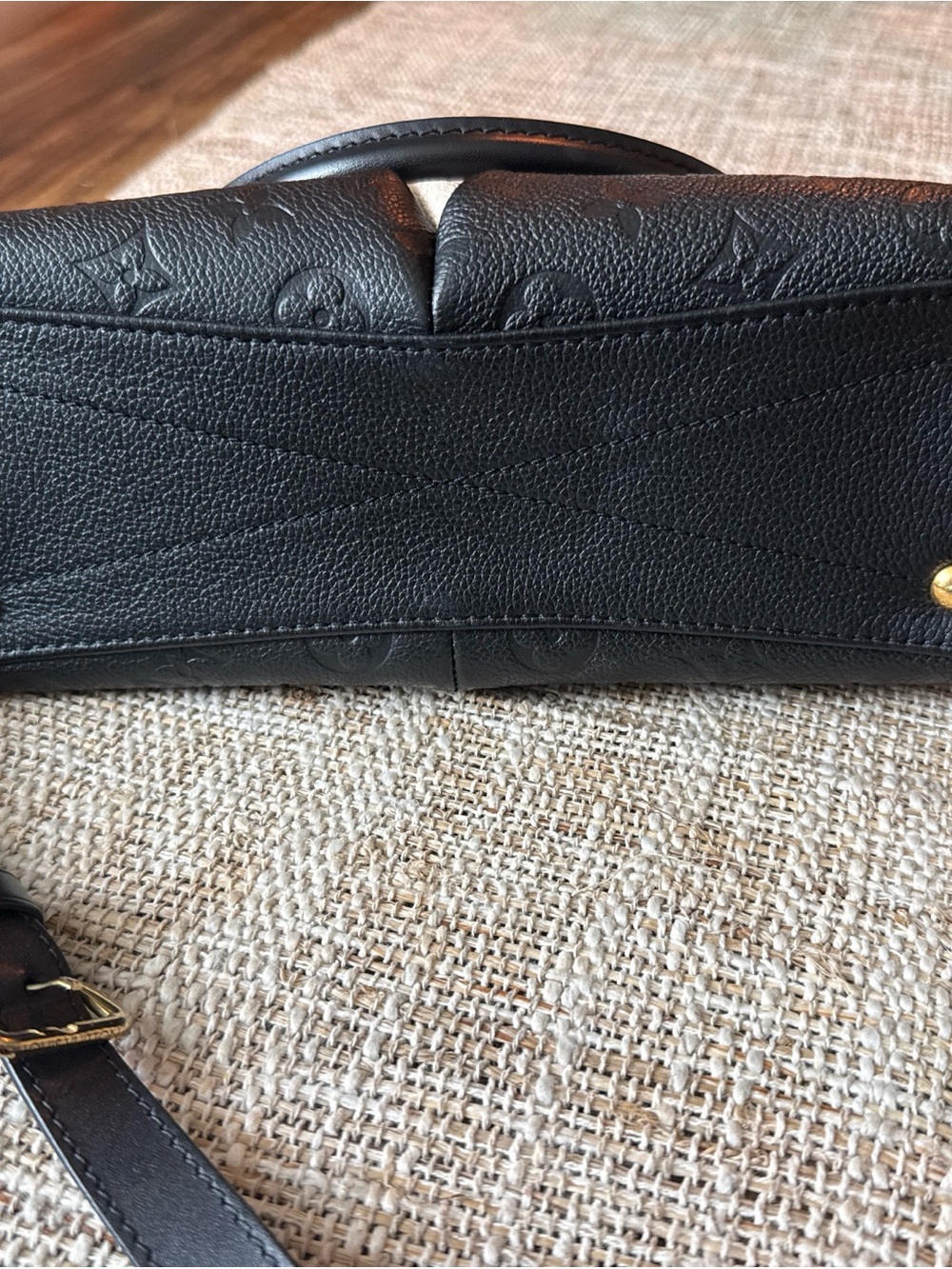 Louis Vuitton Empreinte V Tote BB Black and Cream - Picture 3 of 10